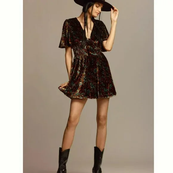 By Anthropologie Short-Sleeve Velvet Mini Dress - Picture 2 of 12
